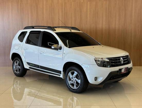 RENAULT DUSTER 2.0 DYNAMIQUE 4X2 16V FLEX 4P AUTOMÁTICO